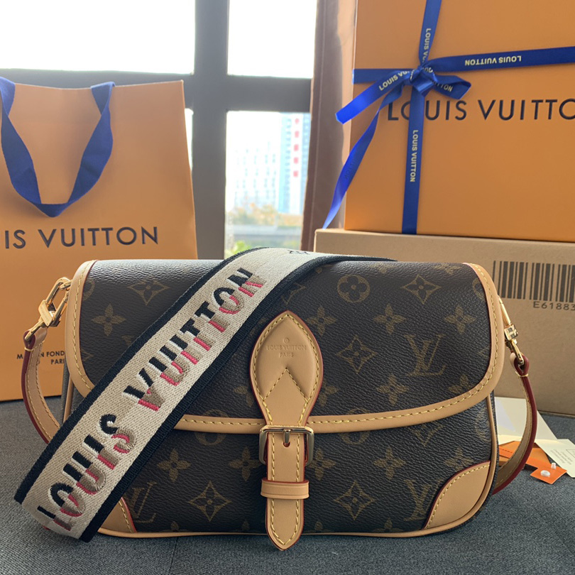 Louis Vuitton Diane(25-9-15cm)   M45985 - PerfectKickZ