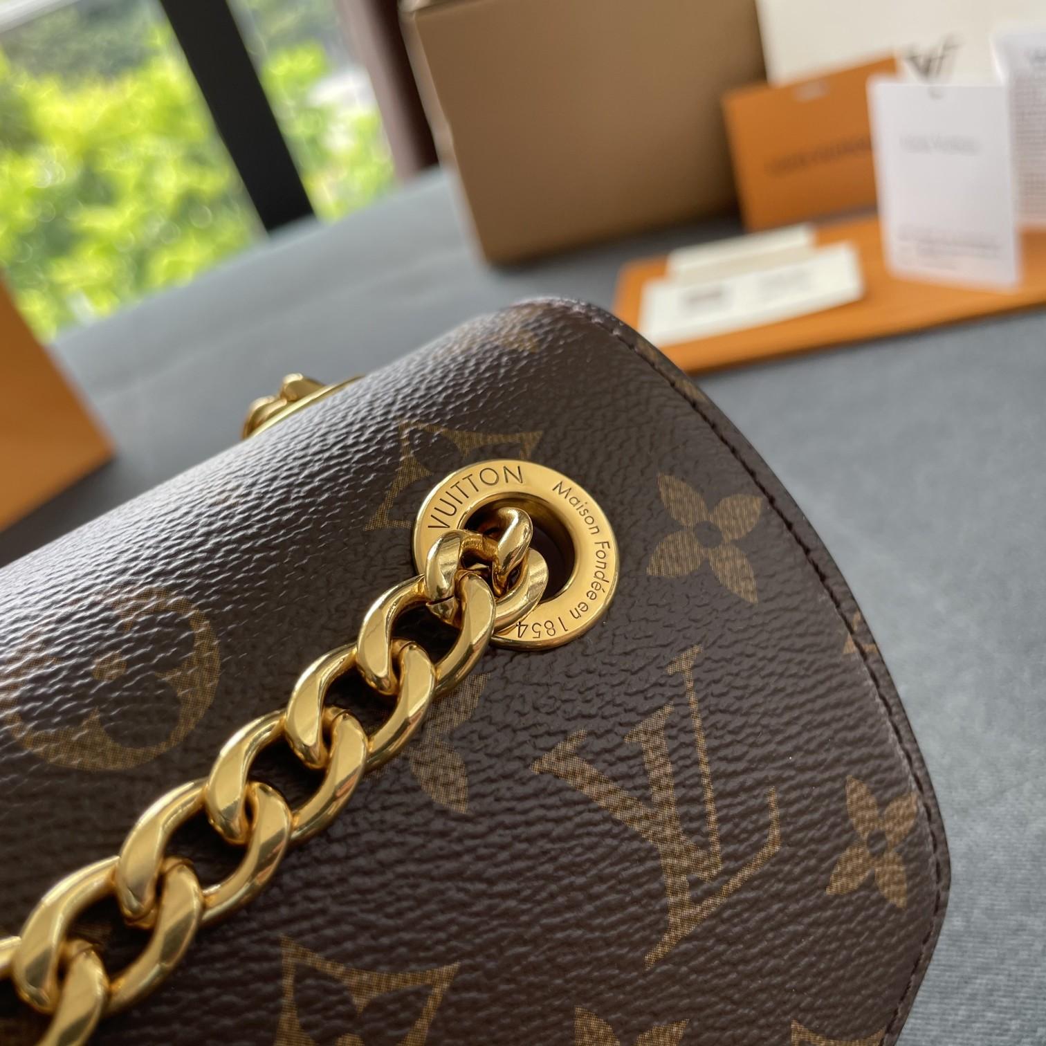 Louis Vuitton Passy(24-17-12cm)   M45592 - PerfectKickZ