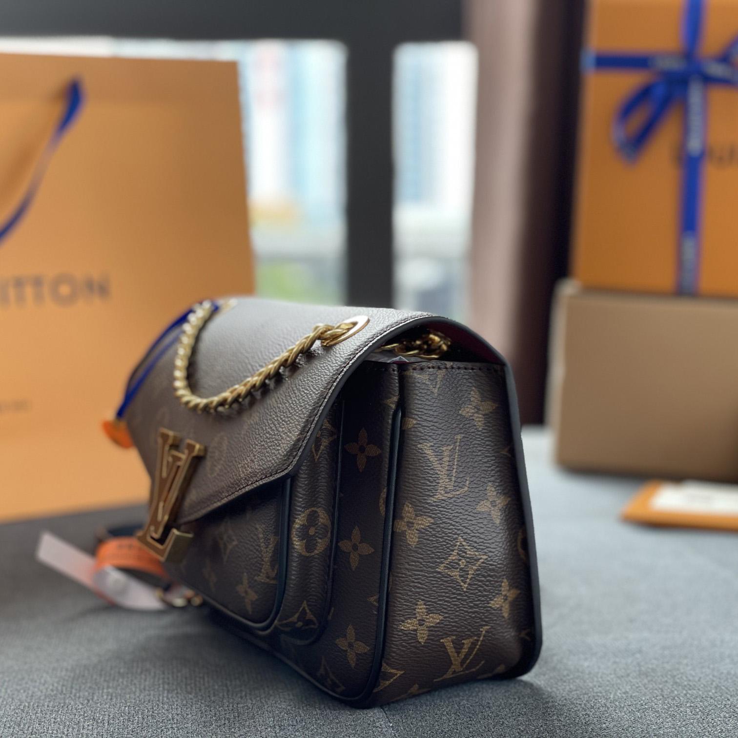 Louis Vuitton Passy(24-17-12cm)   M45592 - PerfectKickZ