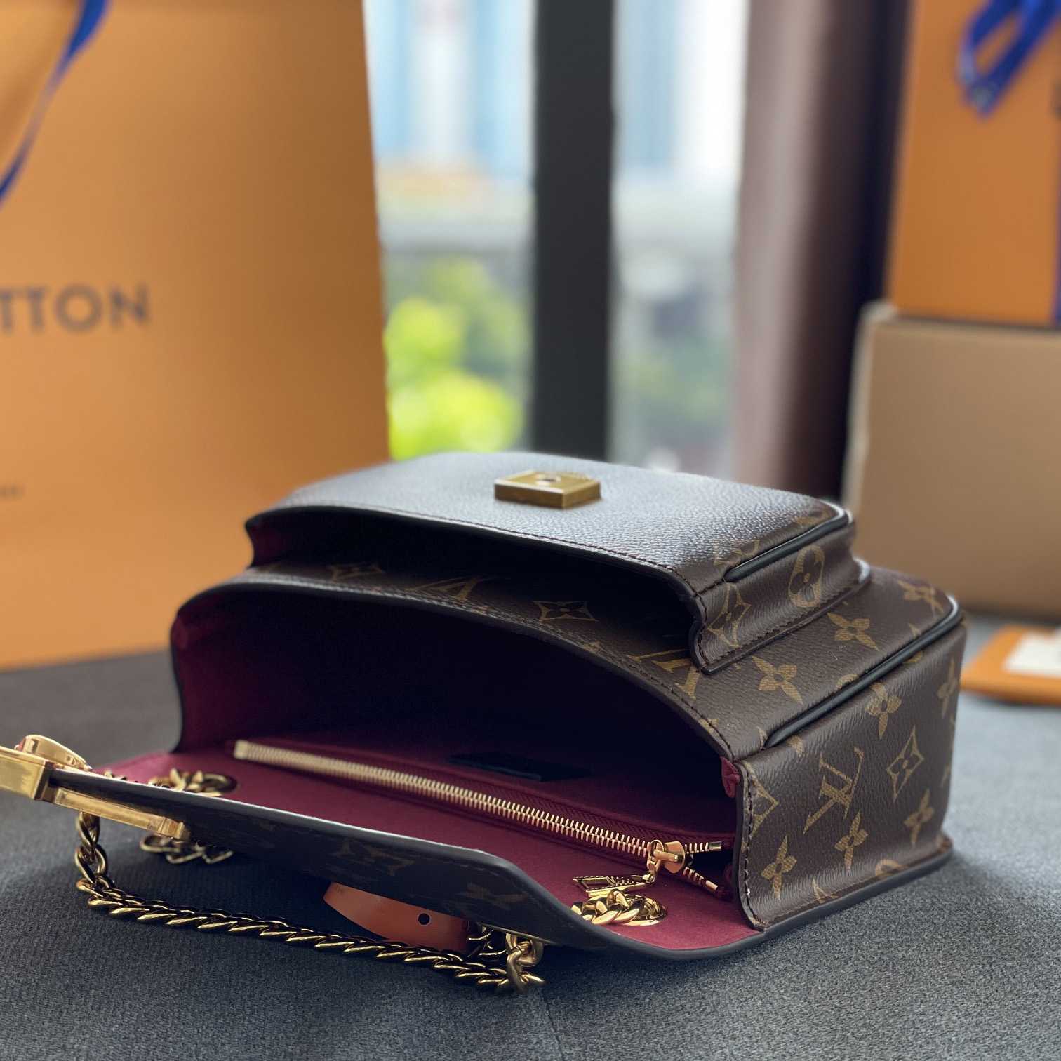 Louis Vuitton Passy(24-17-12cm)   M45592 - PerfectKickZ