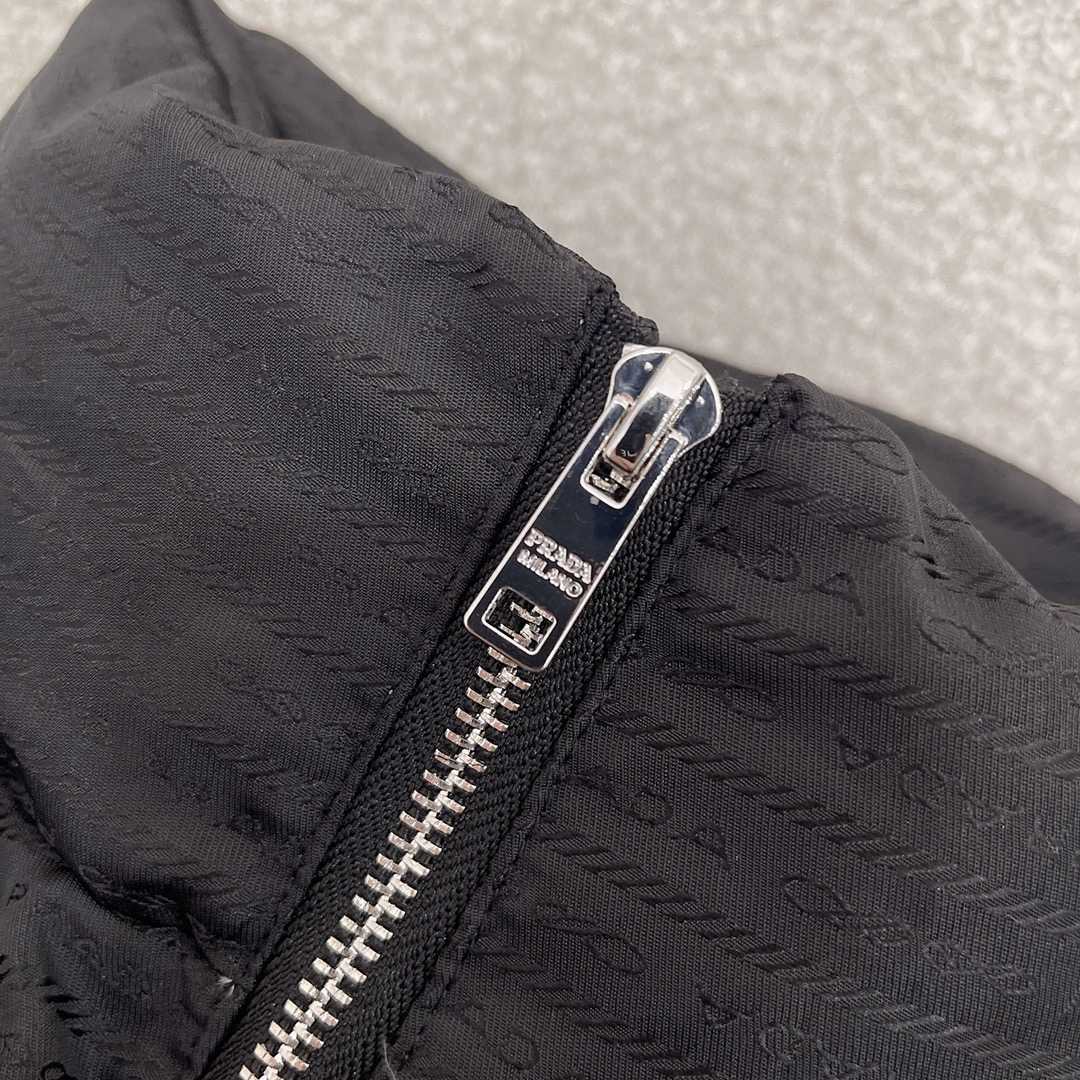 Prada Re-Nylon Cropped Hooded Down Jacket - PerfectKickZ