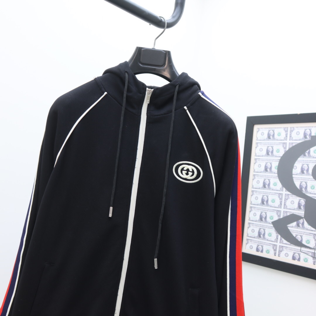 Gucci Zip Jacket & Jogging Pants - PerfectKickZ