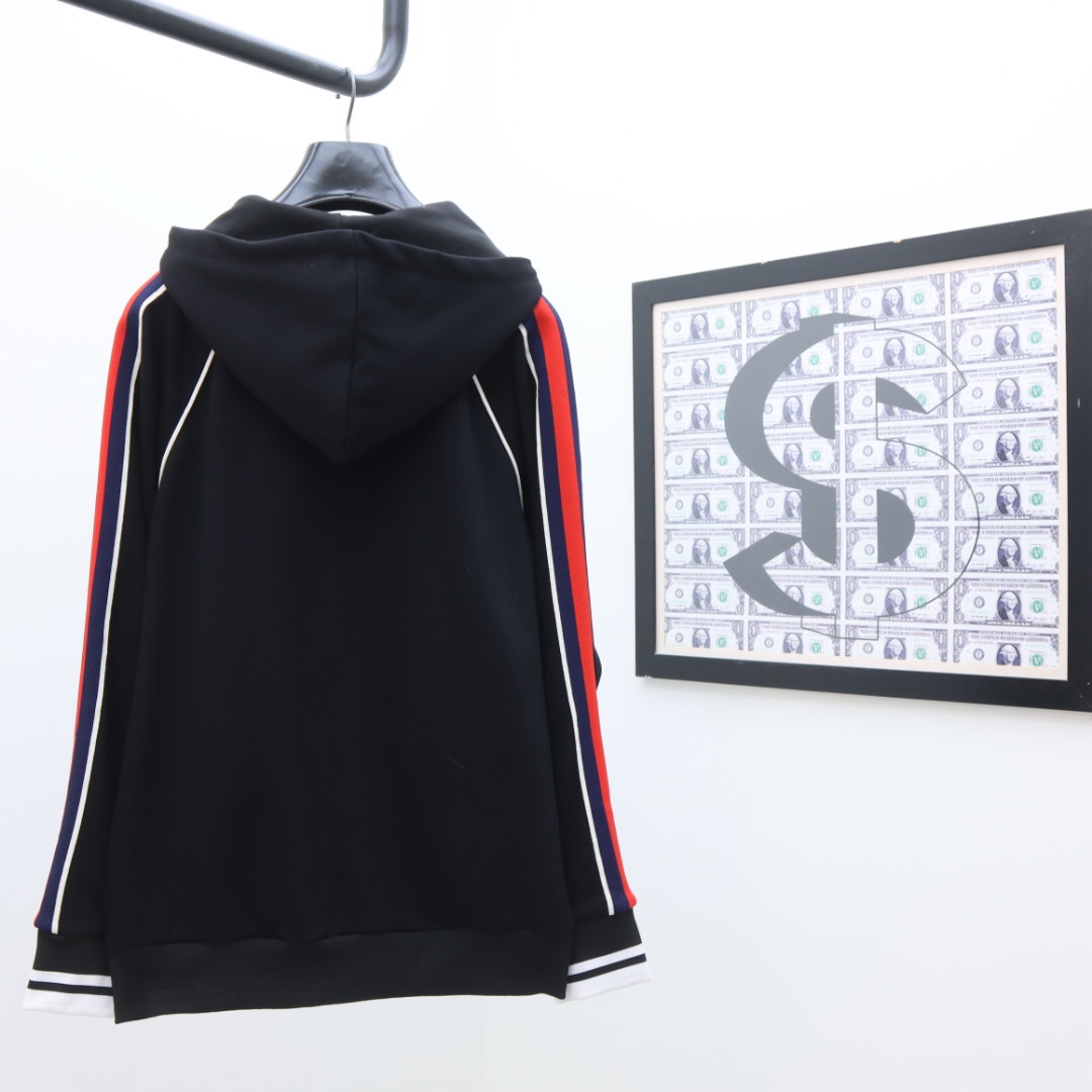 Gucci Zip Jacket & Jogging Pants - PerfectKickZ