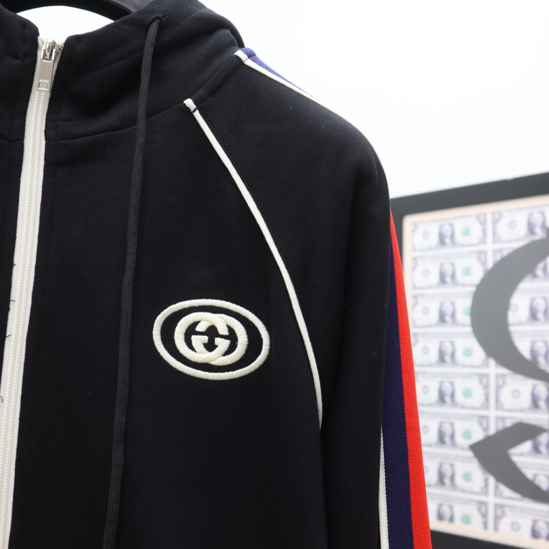 Gucci Zip Jacket & Jogging Pants - PerfectKickZ
