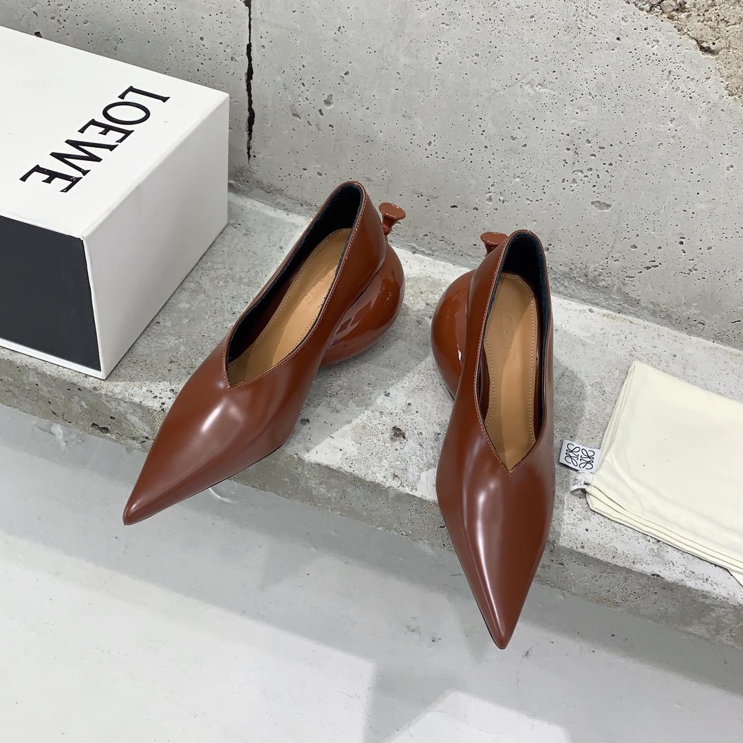 Loewe Balloon Pump In Calfskin - PerfectKickZ