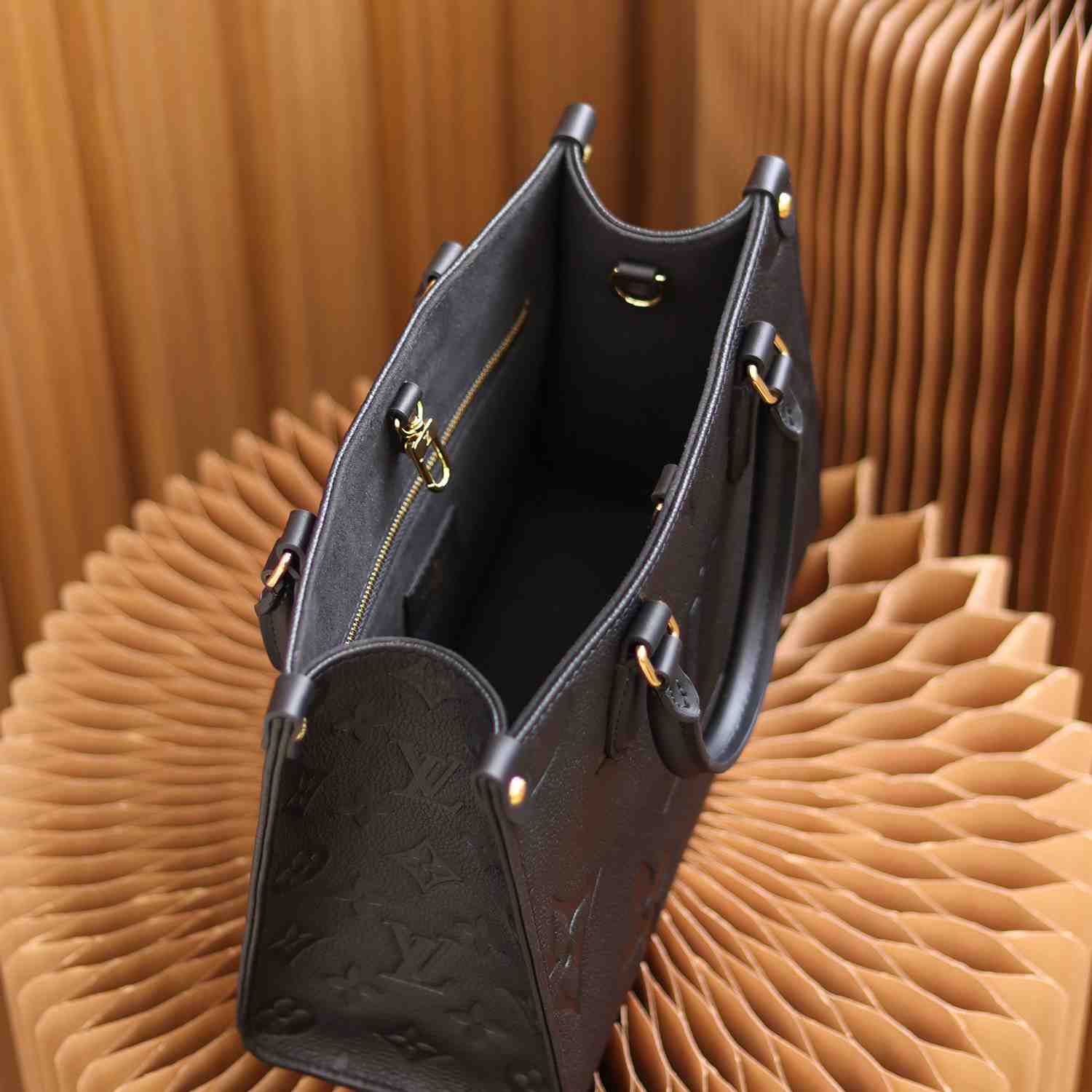 Louis Vuitton Onthego PM(25-19-11.5cm)   M45653 - PerfectKickZ