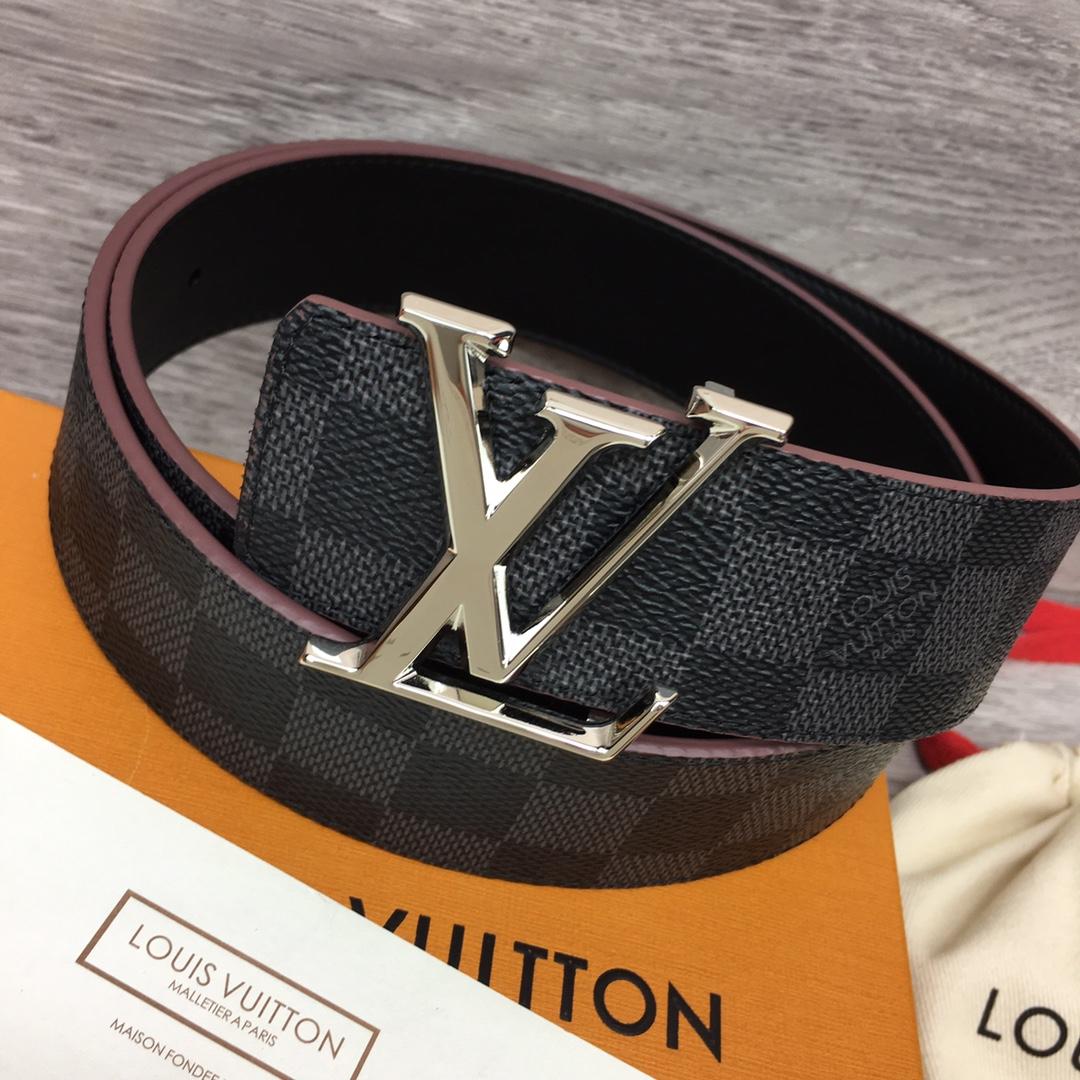 Louis Vuitton  LV Initiales 40mm Reversible Belt - PerfectKickZ