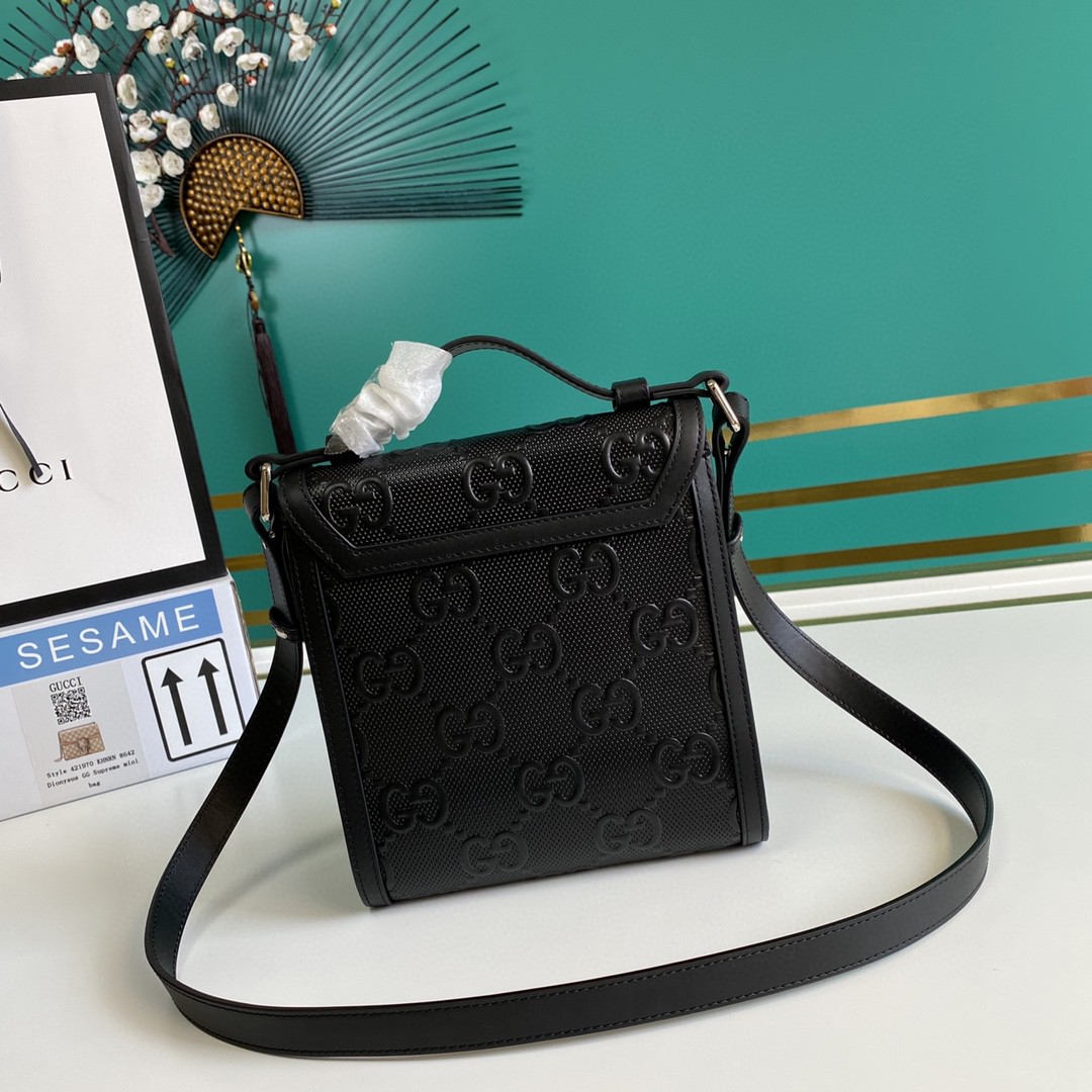 Gucci Embossed GG Motif Messenger Bag - Black(18-20-5.4cm)    625782 - PerfectKickZ
