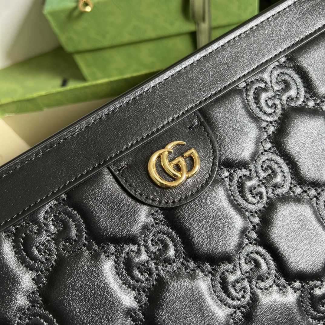 Gucci GG Matelassé Leather Medium Bag(32.5-20-10cm)   - PerfectKickZ