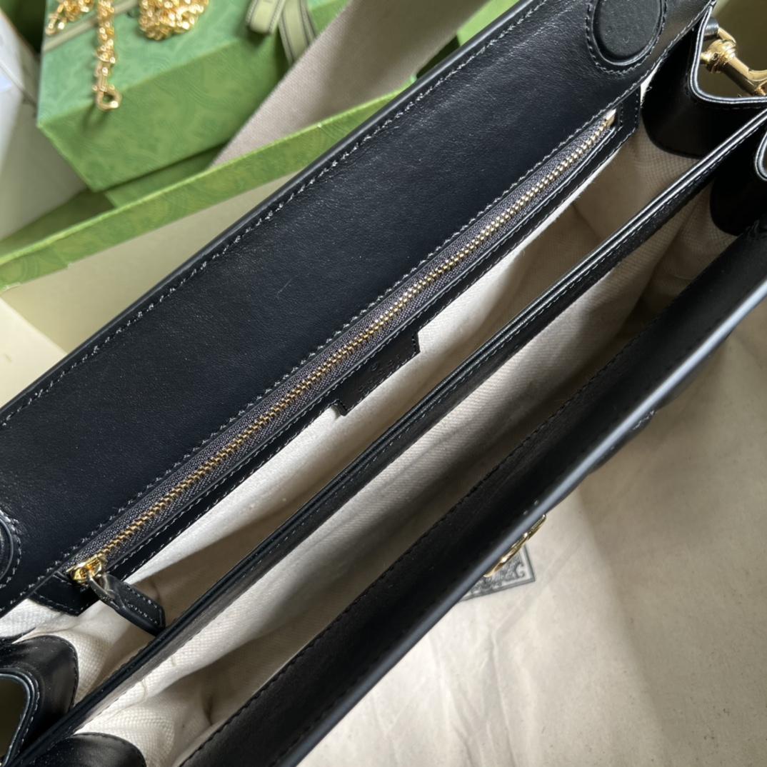 Gucci GG Matelassé Leather Medium Bag(32.5-20-10cm)   - PerfectKickZ