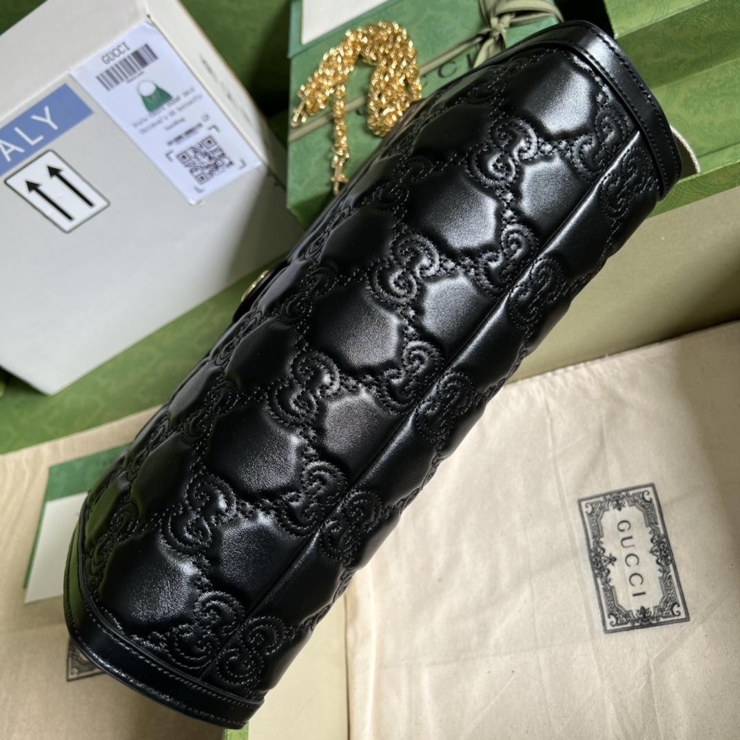 Gucci GG Matelassé Leather Medium Bag(32.5-20-10cm)   - 