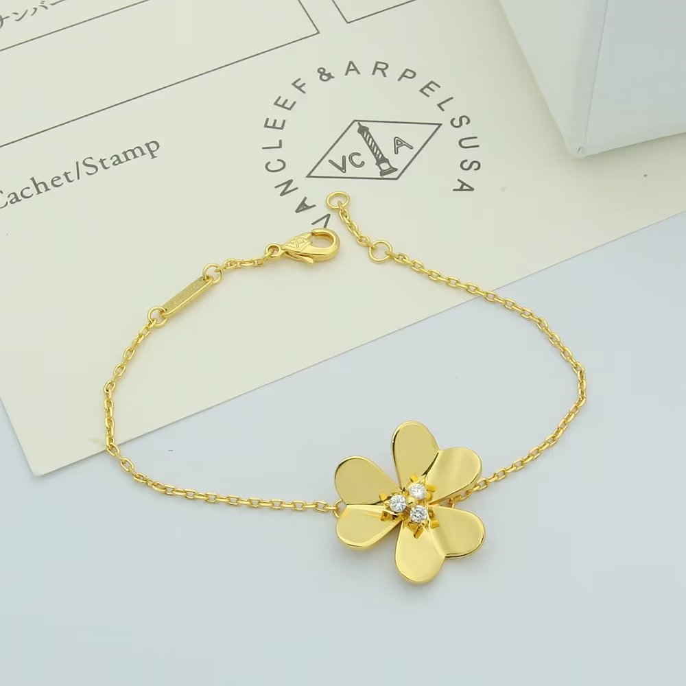 Van Cleef & Arpels Bracelet - PerfectKickZ