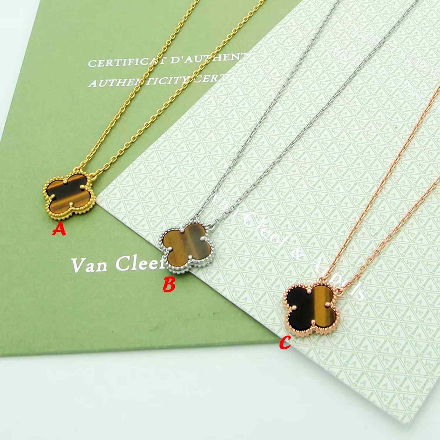 Van Cleef & Arpels Necklace - PerfectKickZ