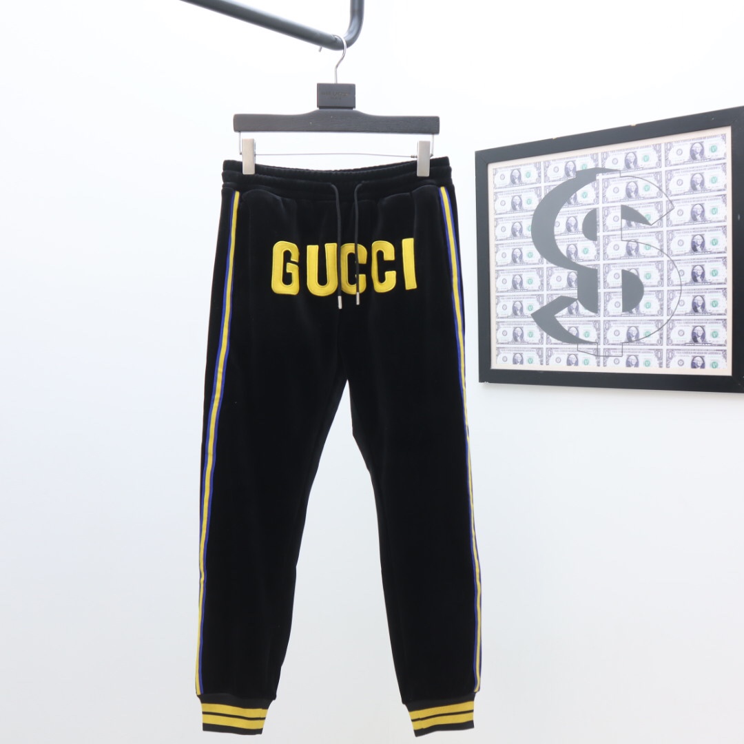 Gucci Zip Jacket & Jogging Pants - PerfectKickZ