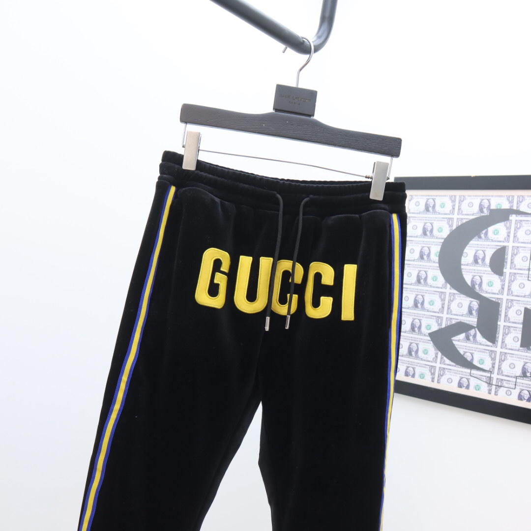 Gucci Zip Jacket & Jogging Pants - PerfectKickZ