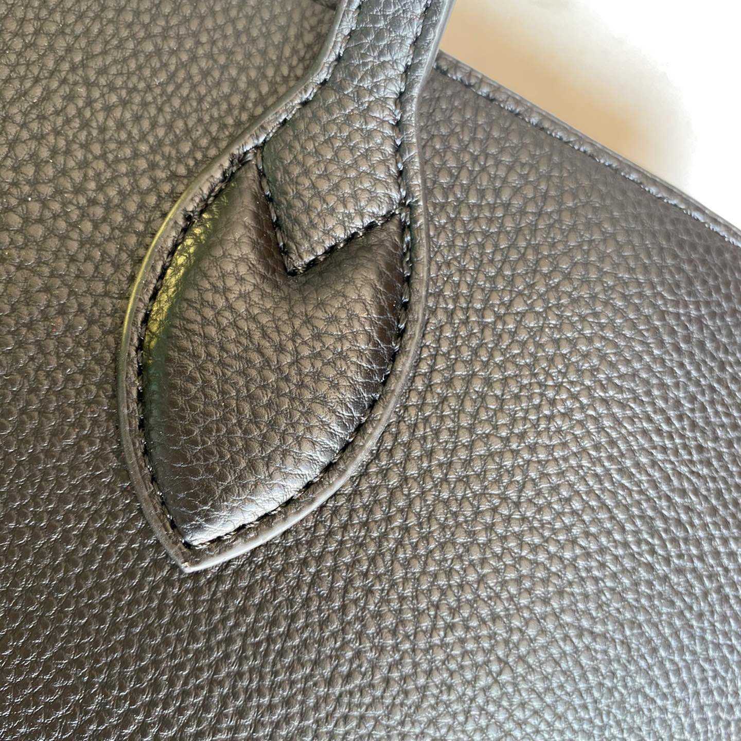 Louis Vuitton Lockme Shopper(42-28-15cm)   M57345 - PerfectKickZ