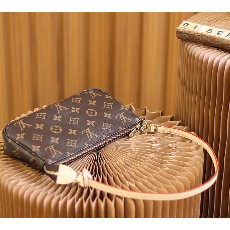  Louis Vuitton Pochette Accessoires(23.5-13.5-4cm)   M40712 - 