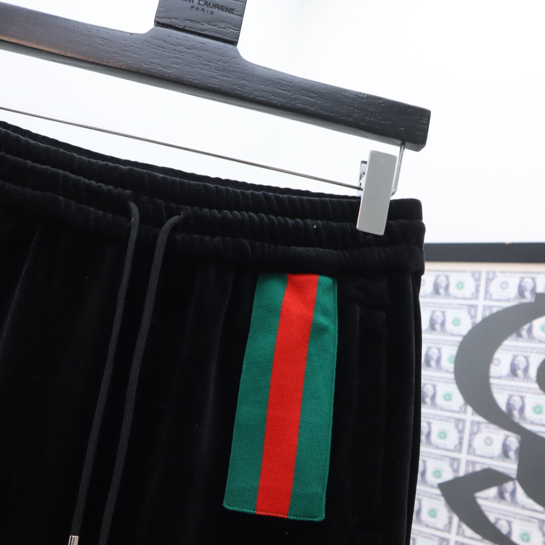 Gucci Zip Jacket & Jogging Pants - PerfectKickZ