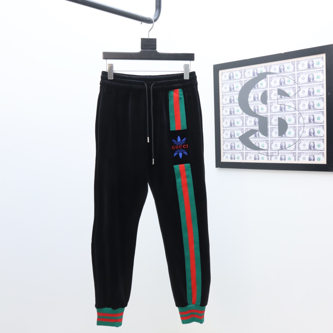 Gucci Zip Jacket & Jogging Pants - 