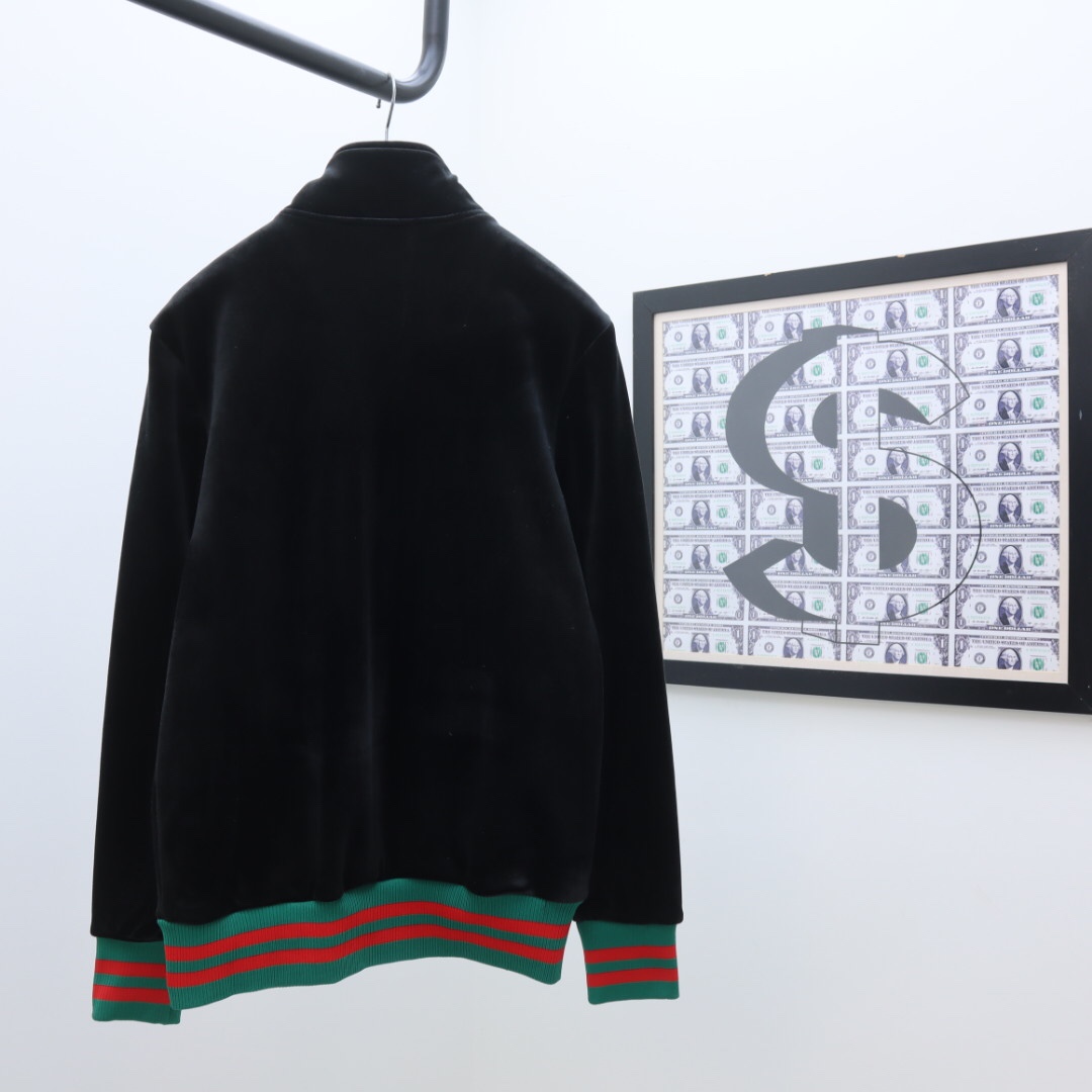 Gucci Zip Jacket & Jogging Pants - 