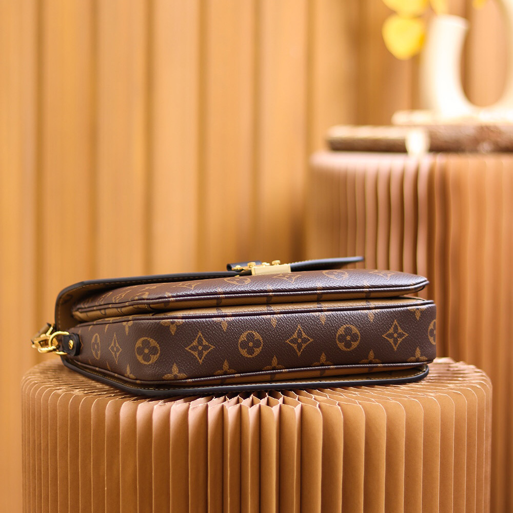 Louis Vuitton Pochette Métis Bag (25*19*7cm)   M44876 - PerfectKickZ