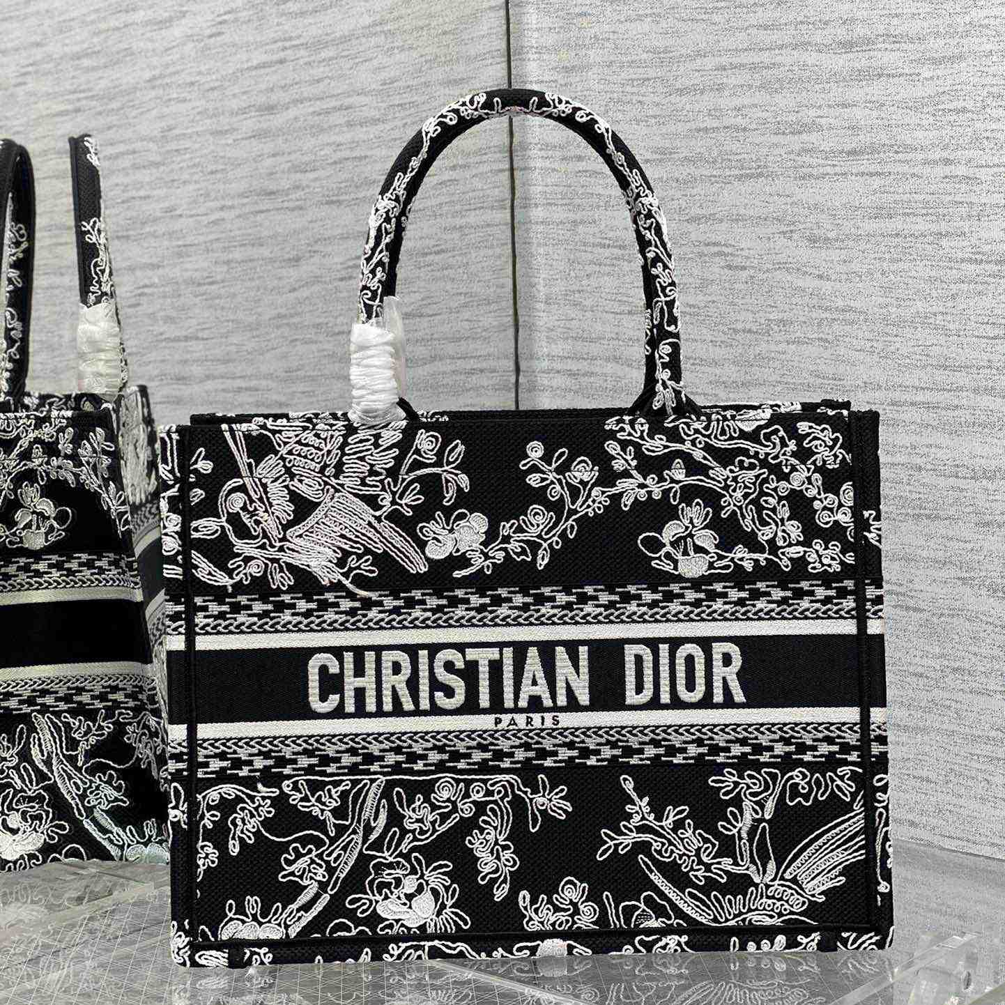 Dior Medium Dior Book Tote(36-18-28cm) - PerfectKickZ