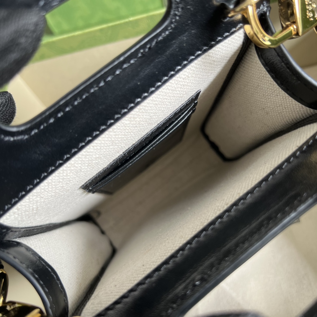 Gucci GG Matelassé Top Handle Mini Bag(14-23-4.5cm)   - PerfectKickZ