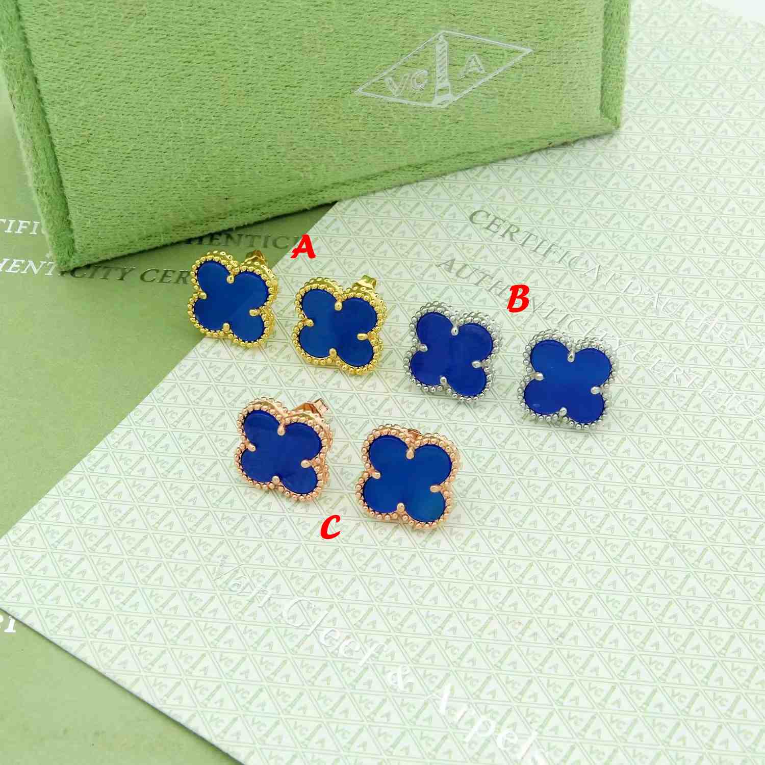 Van Cleef & Arpels Earrings - PerfectKickZ
