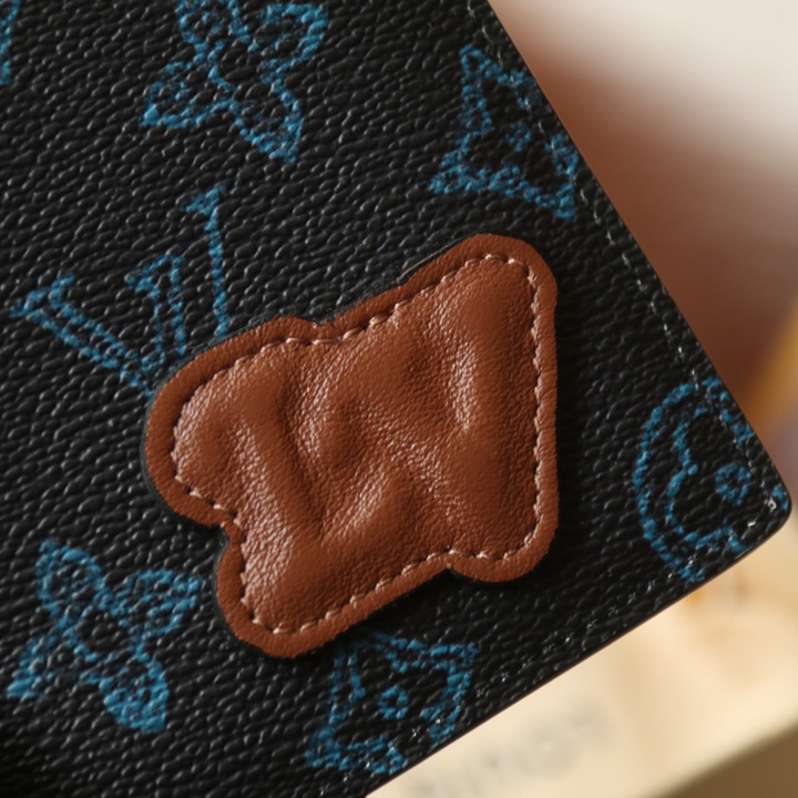 Louis Vuitton Slender Wallet (11-8.5-2cm)   M81821 - PerfectKickZ