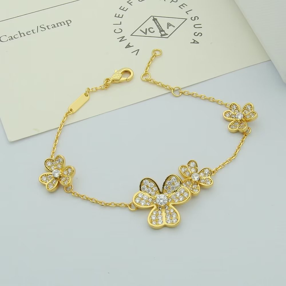 Van Cleef & Arpels Bracelet - PerfectKickZ