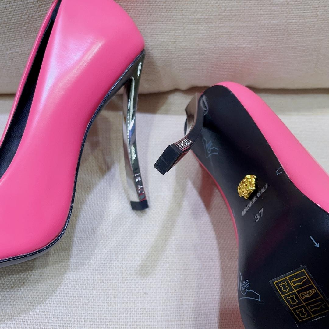 Versace Pin-Point Pumps - PerfectKickZ