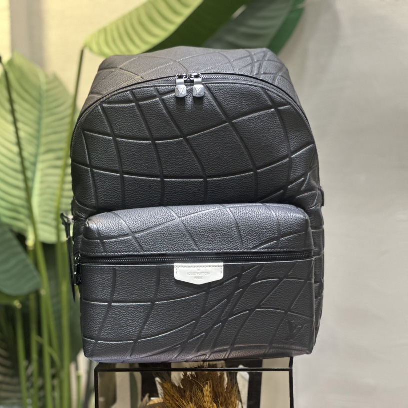 Louis Vuitton Discovery Backpack(30-40-20cm)  M21391 - PerfectKickZ