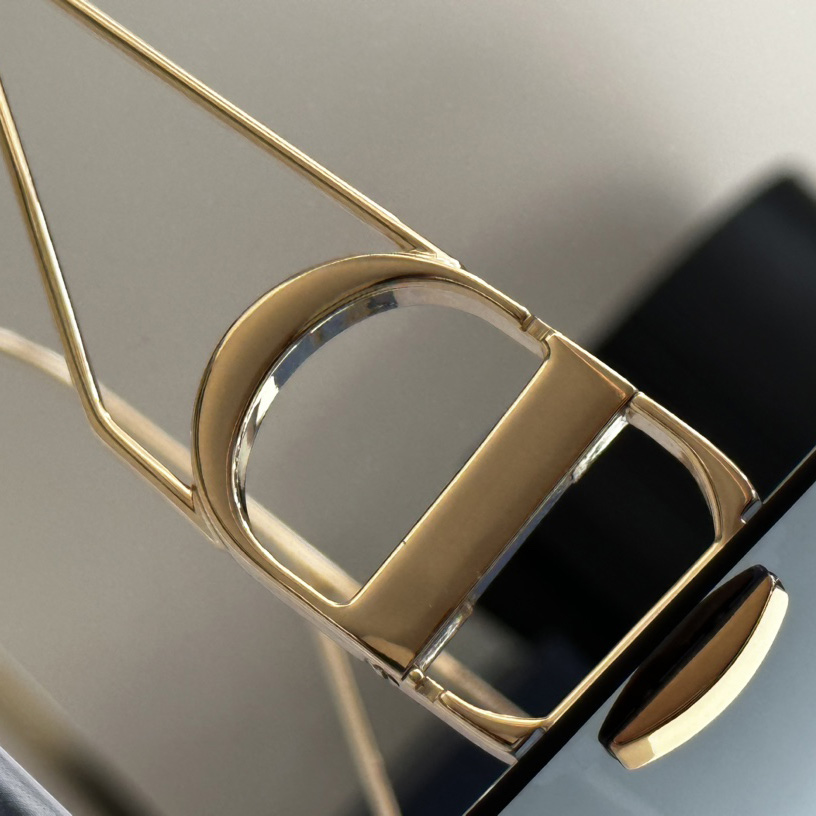 Dior 30Montaigne S7U Sunglasses - PerfectKickZ