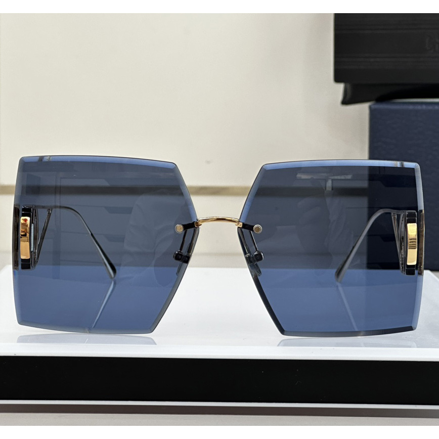 Dior 30Montaigne S7U Sunglasses - PerfectKickZ