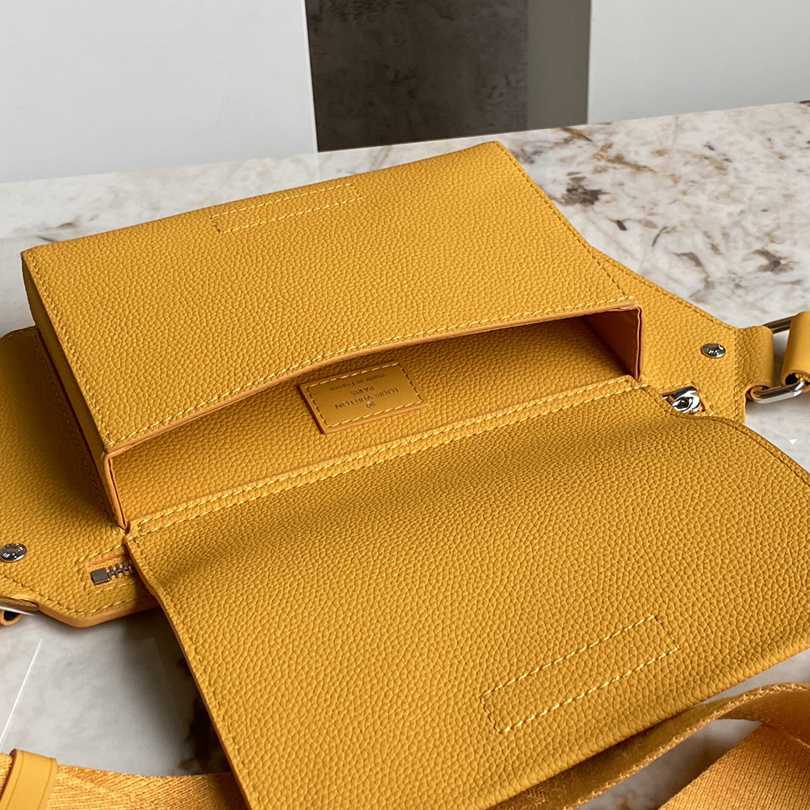 Louis Vuitton Sling Bag(30-16-3cm)   M21419 - PerfectKickZ