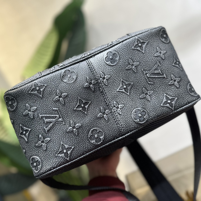 Louis Vuitton Roll Top Backpack (29-42-15cm)  M21359 - PerfectKickZ