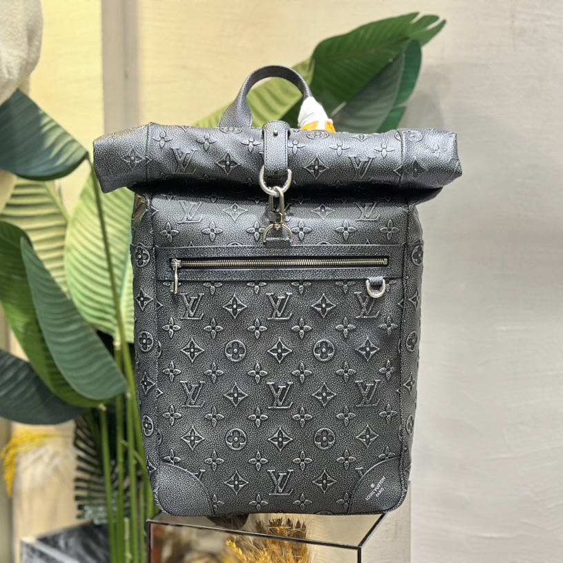 Louis Vuitton Roll Top Backpack (29-42-15cm)  M21359 - PerfectKickZ
