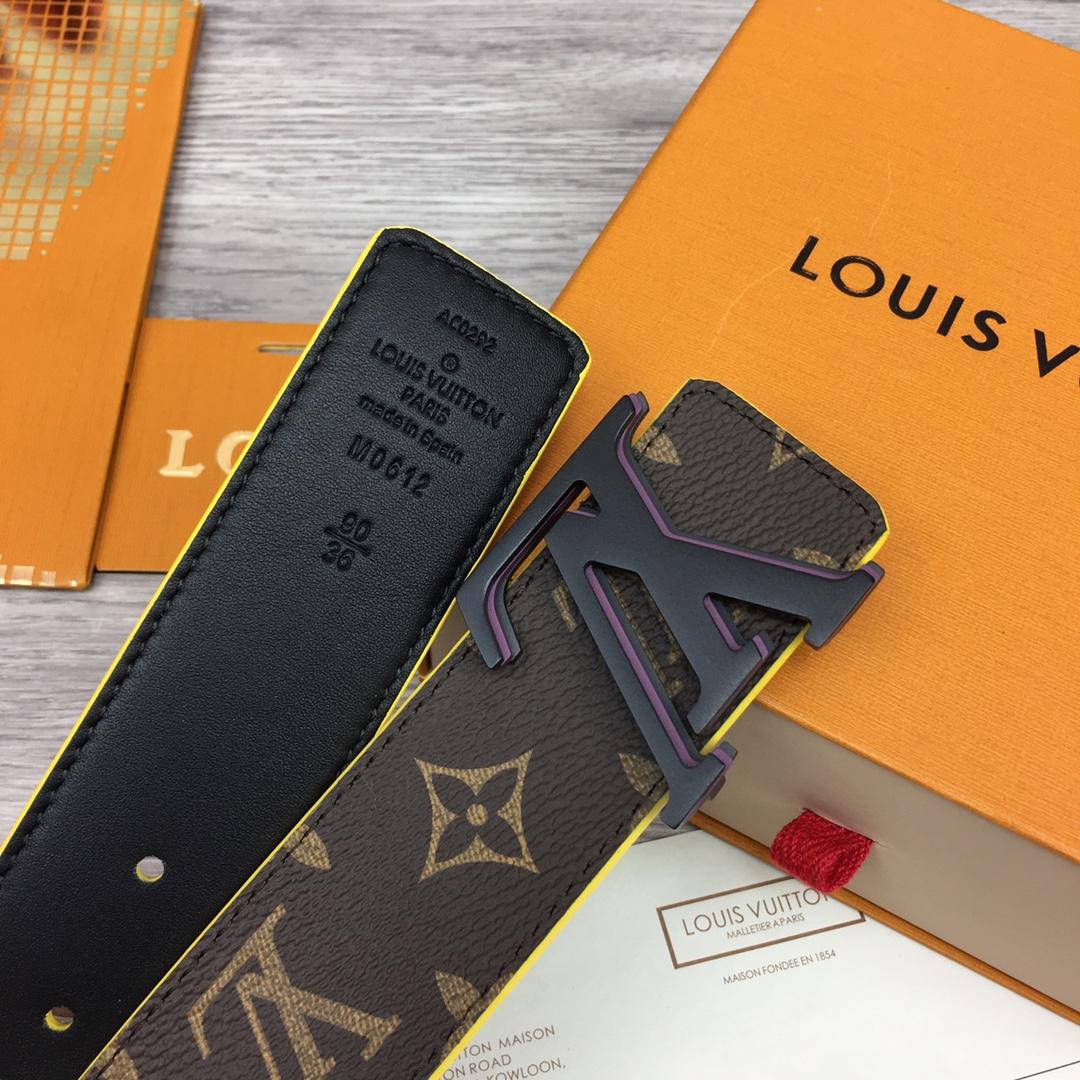 Louis Vuitton LV Broken 40MM Reversible Belt - PerfectKickZ