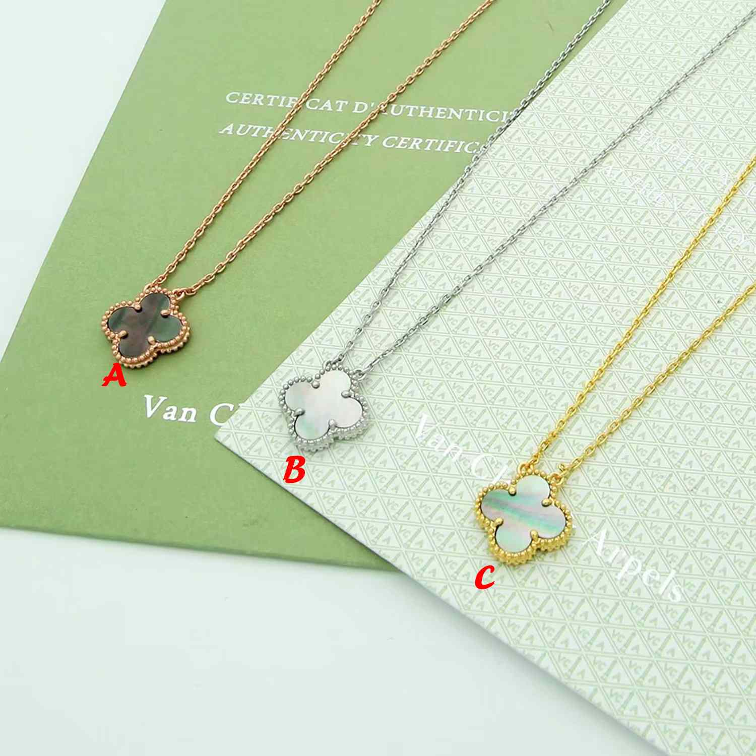 Van Cleef & Arpels Necklace - PerfectKickZ