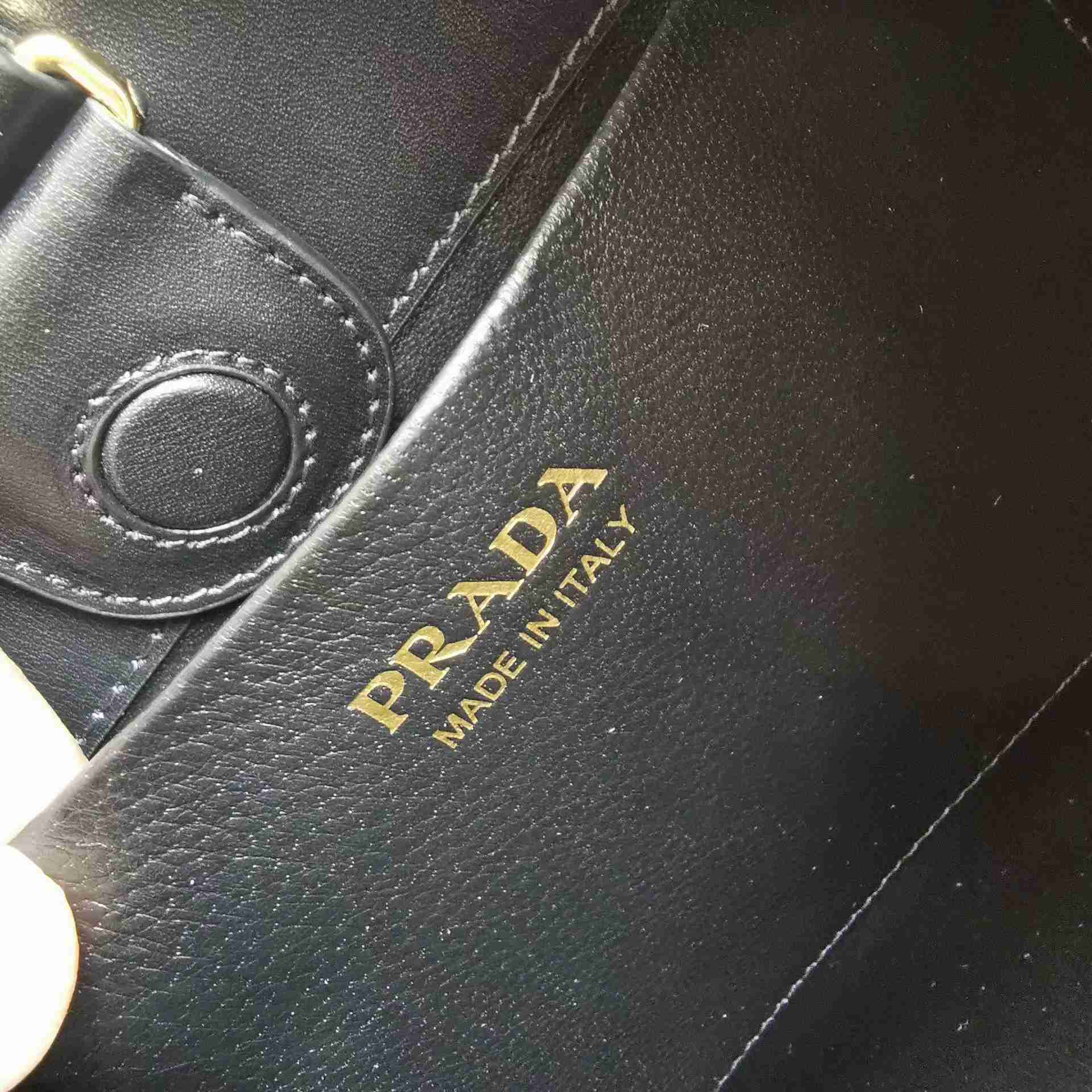 Prada Prada Cleo brushed leather shoulder bag(27-20-7cm) - PerfectKickZ