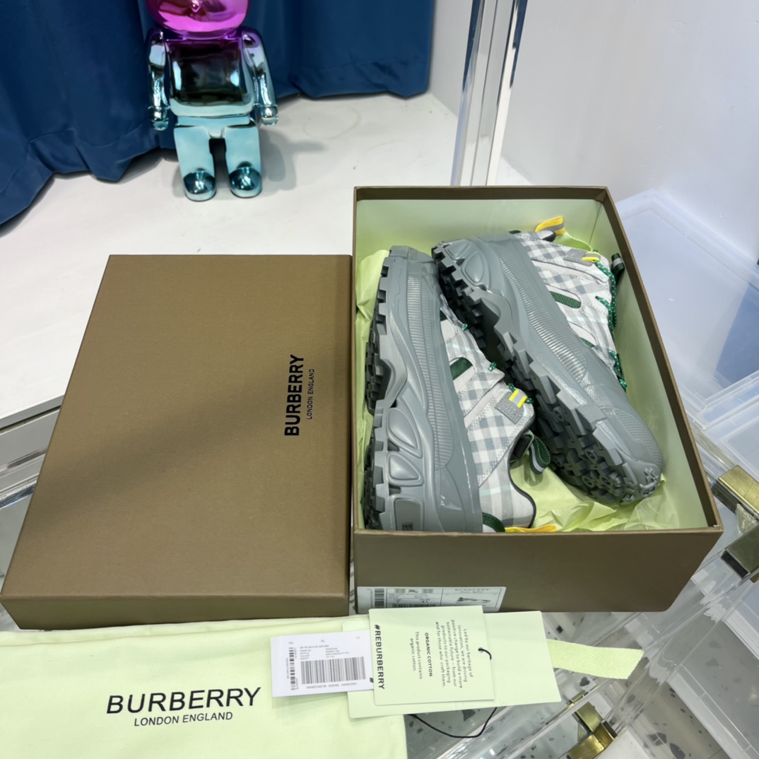Burberry Arthur Check Sneakers - PerfectKickZ