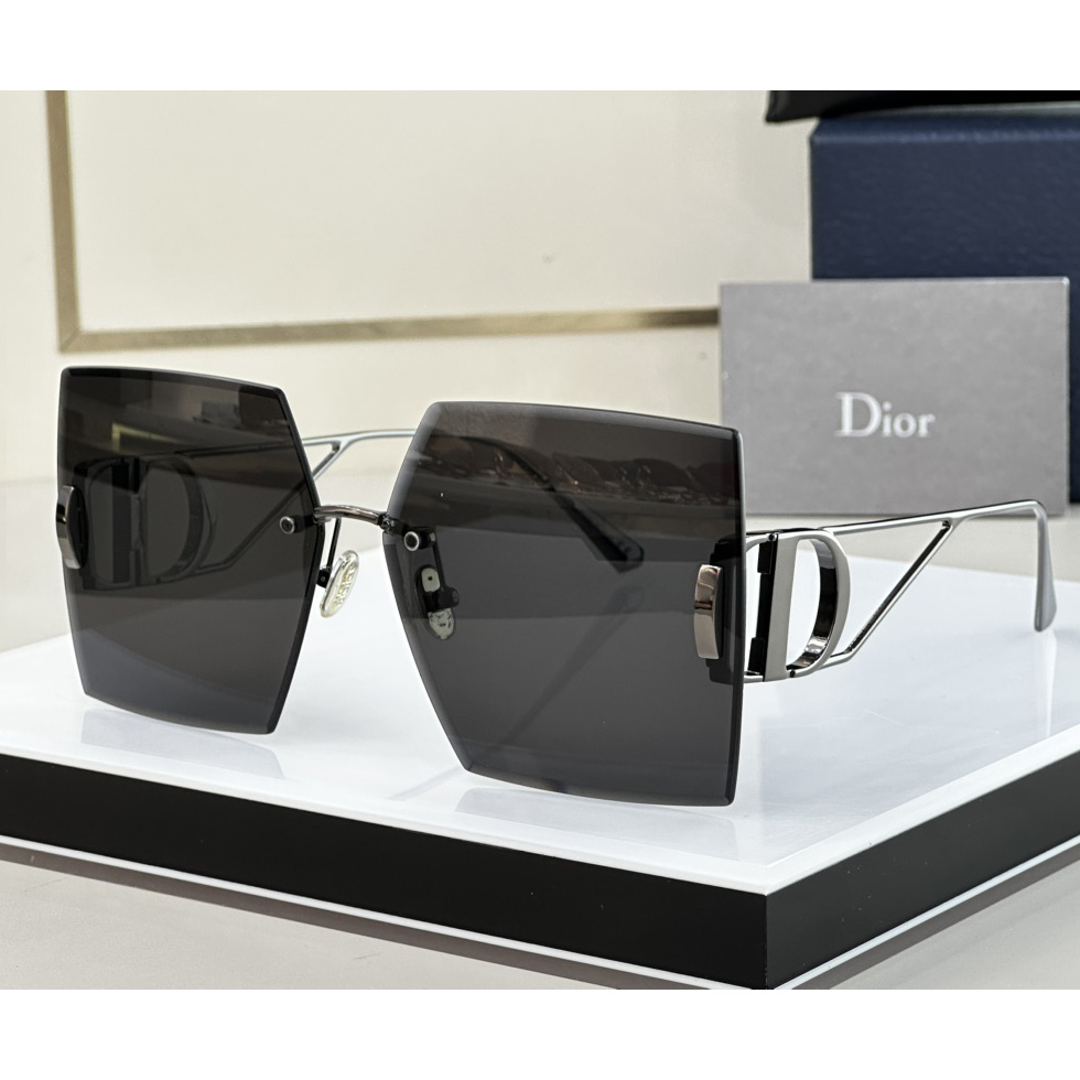 Dior 30Montaigne S7U Sunglasses - PerfectKickZ