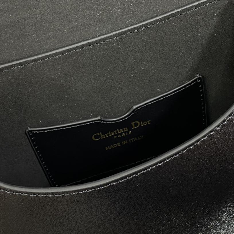 Dior Medium Dior Bobby Bag - PerfectKickZ