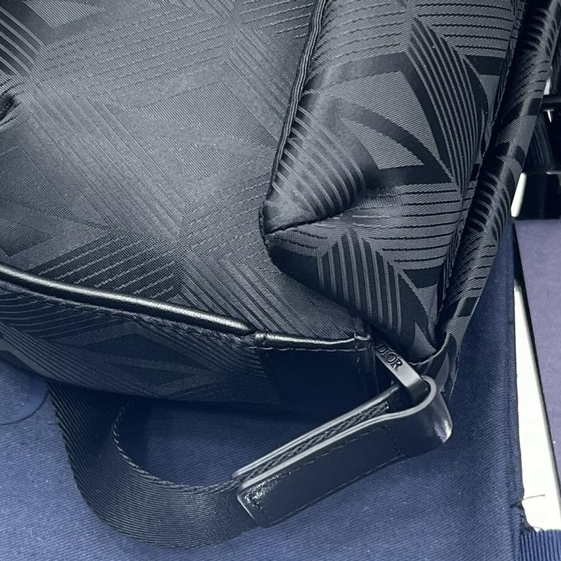 Dior Explorer Pouch With Strap - PerfectKickZ