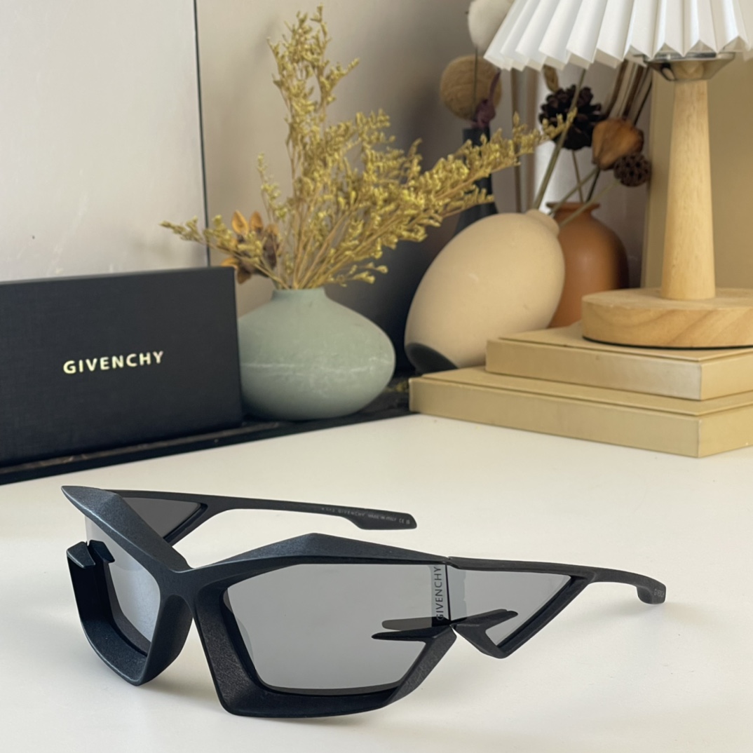 Givenchy Giv Cut sunglasses In Nylon       GV40049  - PerfectKickZ