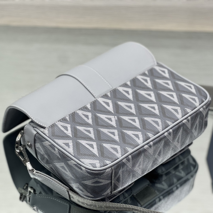 Dior Hit The Road Bag With Strap - PerfectKickZ