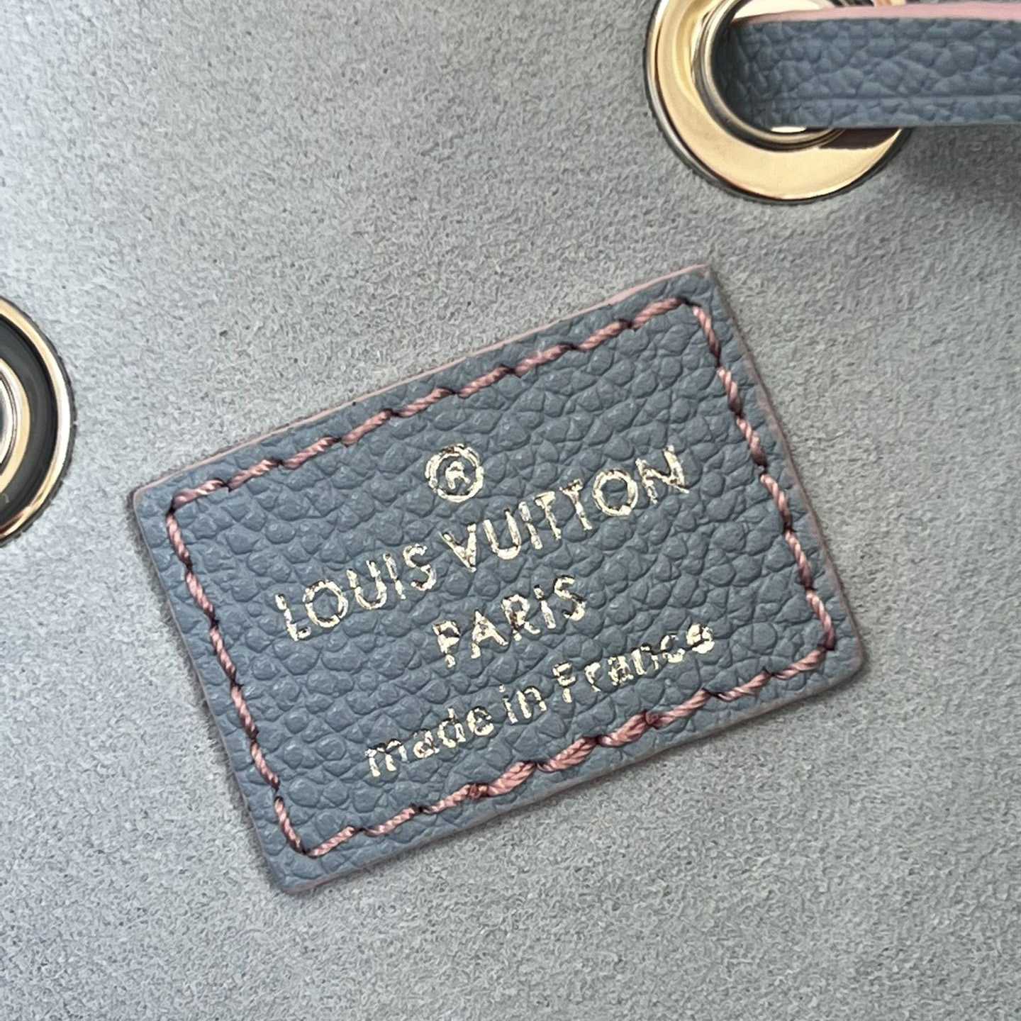 Louis Vuitton Néonoé BB Bucket Bag (20 x 20 x 13 cm)   M46173 - PerfectKickZ