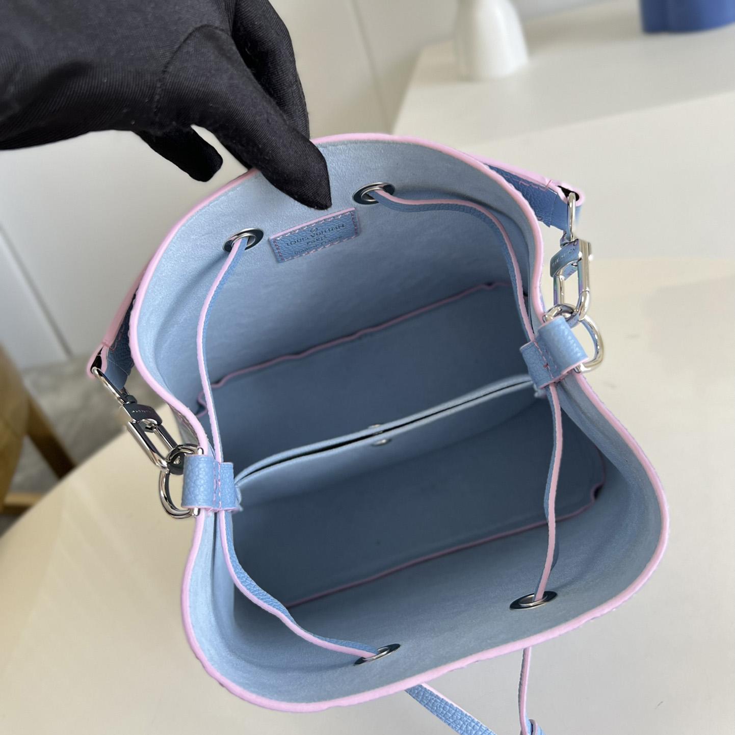 Louis Vuitton Néonoé BB Bucket Bag (20 x 20 x 13 cm)   M46173 - PerfectKickZ