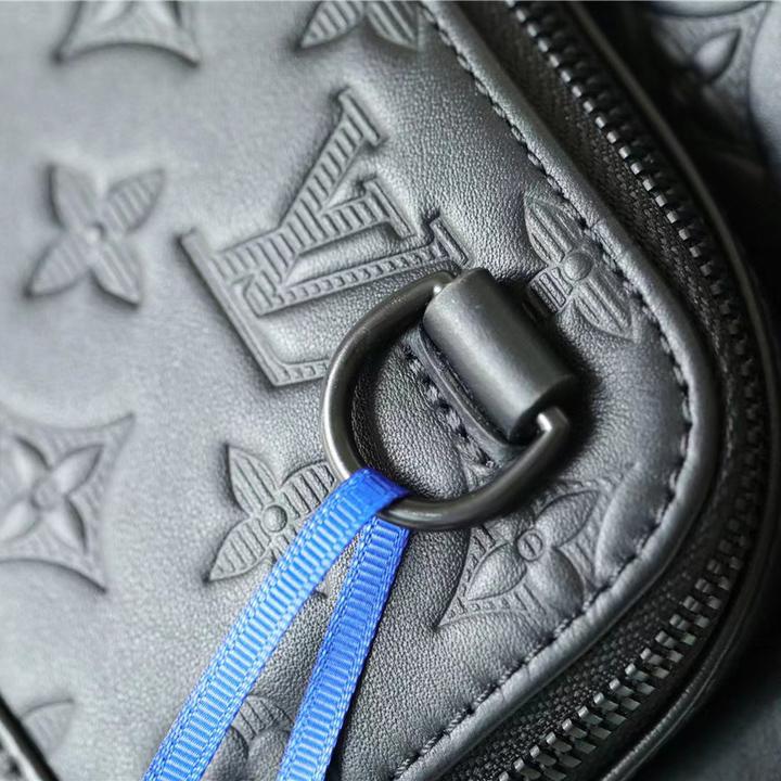 Louis Vuitton Racer Slingbag    M46107c - PerfectKickZ