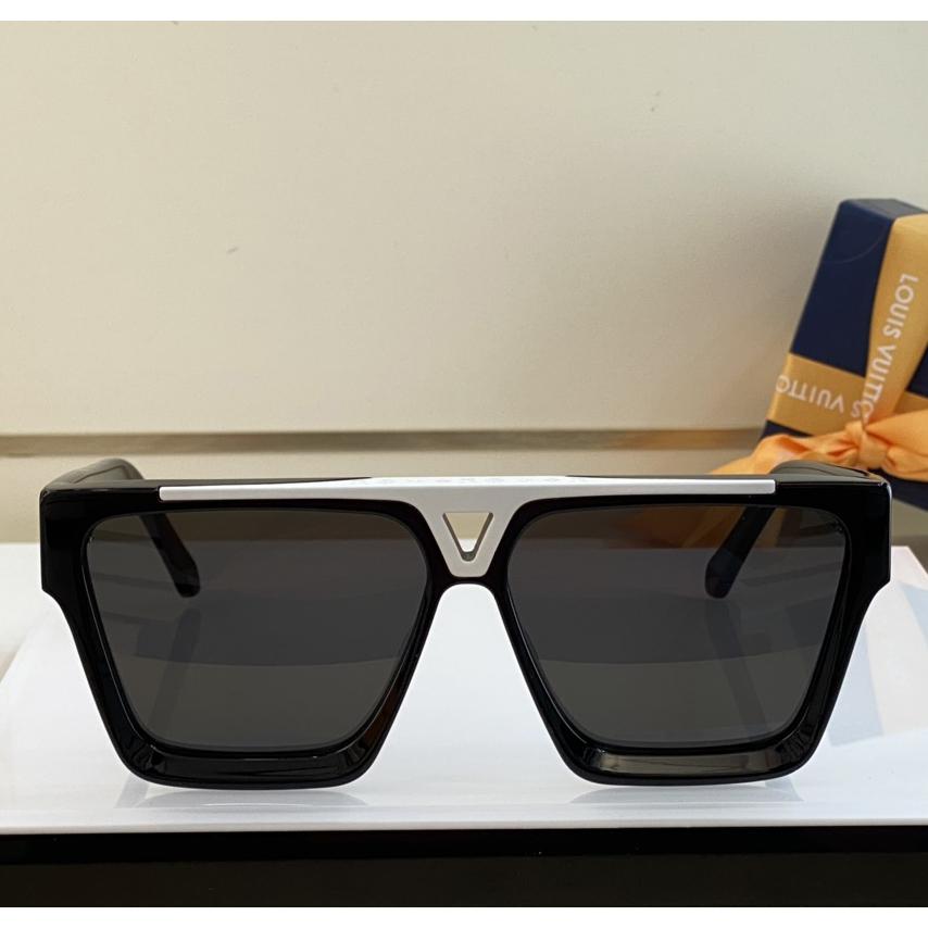 Louis Vuitton 1.1 Evidence Sunglasses     Z1682W - PerfectKickZ